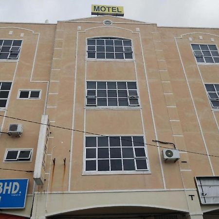 Spot On 89907 Motel Impian Сери-Манджунг Экстерьер фото